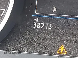 2021 Volkswagen Tiguan S z VIN 3VV0B7AX5MM071469, wystawiony jako IAAI lot #41716496 z przebiegiem 38 213 mil mil oraz . Historia ofert i sprzedaży dostępna na DreamBid. Obrazek 15.