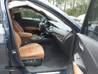 2019 Cadillac XT4 FWD Premium Luxury with VIN 1GYFZCR46KF163883, listed as a IAAI auction lot 42403733 with 80,275 mi miles and . Bid and sale history available at DreamBid. Image 5.