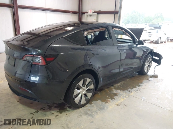 2024 Tesla Model Y с VIN 7SAYGDED4RF072600, выставлен на аукционе IAAI как лот 42242977 с пробегом 8 208 миль миль и . История ставок и продаж доступна на DreamBid. Изображение 4.