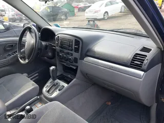 2003 Suzuki Grand Vitara with VIN JS3TD62V534105807, listed as a IAAI auction lot 41662214 with 111,087 mi miles. Bid and sale history available at carsss.com. Image 5.