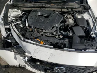 2024 Mazda 3 S with VIN 3MZBPAAM7RM405999, listed as a Copart auction lot 80620024 with 3,432 mi miles and Salvage Title. Bid and sale history available at DreamBid. Image 12.