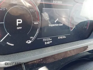 2021 Audi e-tron Premium Plus z VIN WA1LAAGE3MB018496, wystawiony jako IAAI lot #41898780 z przebiegiem 73 133 mil mil oraz . Historia ofert i sprzedaży dostępna na DreamBid. Obrazek 16.