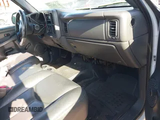 2003 GMC Sierra 1500 with VIN 2GTEC19X531410823, listed as a IAAI auction lot 41750235 with 183,821 mi miles and . Bid and sale history available at DreamBid. Image 5.