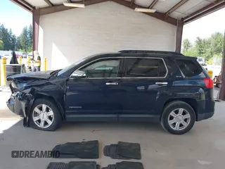 2015 GMC Terrain SLE z VIN 2GKALMEK6F6135209, wystawiony jako IAAI lot #42246811 z przebiegiem 108 741 mil mil oraz . Historia ofert i sprzedaży dostępna na DreamBid. Obrazek 14.