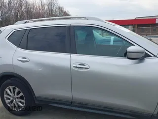 2017 Nissan Rogue SV with VIN 5N1AT2MT6HC824702, listed as a IAAI auction lot 41683571 with 138,860 mi miles. Bid and sale history available at carsss.com. Image 13.