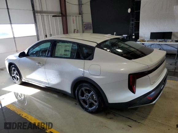 2025 Kia K4 LXS with VIN 3KPFT4DE3SE019666, listed as a Copart auction lot 44309775 with 13 mi miles and Salvage Title. Bid and sale history available at carsss.com. Image 2.