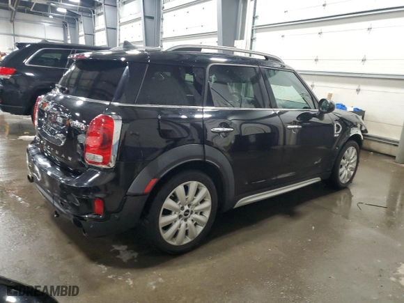2017 MINI Countryman Cooper S with VIN WMZYT5C31H3B67087, listed as a Copart auction lot 44392975 with 98,146 mi miles and Salvage Title. Bid and sale history available at carsss.com. Image 3.