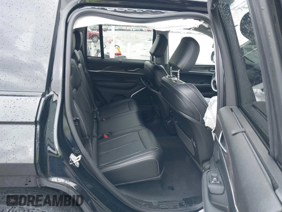 2023 Jeep Grand Cherokee Limited with VIN 1C4RJHBG8PC534059, listed as a IAAI auction lot 42531333 with 27,527 mi miles and . Bid and sale history available at DreamBid. Image 8.
