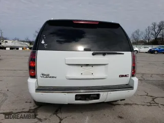 2007 GMC Yukon Denali with VIN 1GKFK63867J167187, listed as a Copart auction lot 47310045 with 220,222 mi miles and Salvage Title. Bid and sale history available at carsss.com. Image 6.