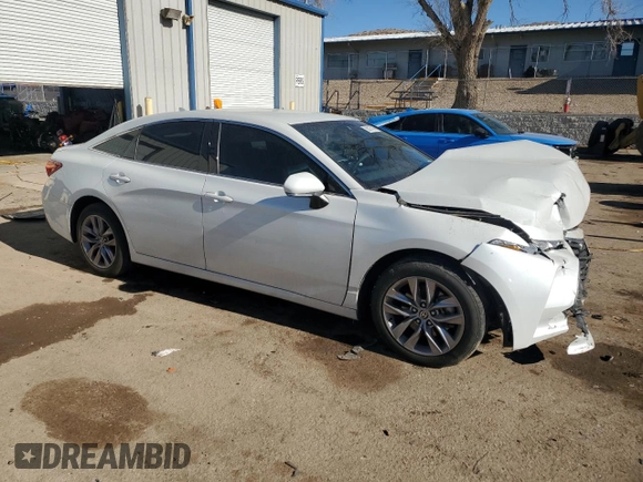 2021 Toyota Avalon XLE z VIN 4T1JZ1FB6MU058522, wystawiony jako Copart lot #88174145 z przebiegiem 24 507 mil mil oraz Szkoda całkowita • Salvage title. Historia ofert i sprzedaży dostępna na DreamBid. Obrazek 4.