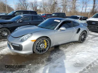 2017 Porsche 911 Turbo S z VIN WP0AD2A9XHS166494, wystawiony jako Copart lot #45860725 z przebiegiem 19 781 mil mil oraz Nie do naprawy • Non repairable. Historia ofert i sprzedaży dostępna na DreamBid. Obrazek 1.