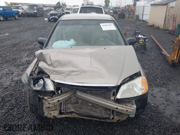 2003 Honda Civic LX with VIN 2HGES16553H620059, listed as a IAAI auction lot 41967662 with 119,918 mi miles and . Bid and sale history available at DreamBid. Image 13.