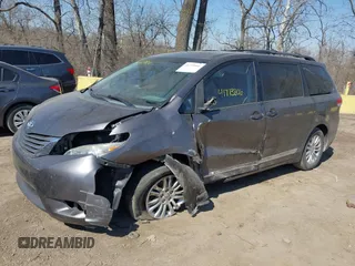 2012 Toyota Sienna XLE AAS with VIN 5TDYK3DC9CS227319, listed as a IAAI auction lot 41773806 with 178,803 mi miles and . Bid and sale history available at carsss.com. Image 6.
