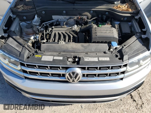 2018 Volkswagen Atlas SEL z VIN 1V2RR2CA4JC573592, wystawiony jako Copart lot #48073945 z przebiegiem 84 582 mil mil oraz Szkoda całkowita • Salvage title. Historia ofert i sprzedaży dostępna na DreamBid. Obrazek 13.