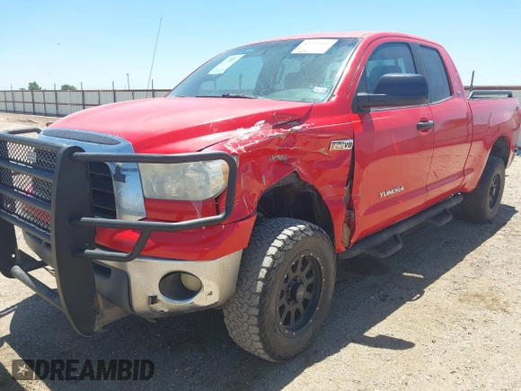 2008 Toyota Tundra z VIN 5TFBV54128X080074, wystawiony jako IAAI lot #42227681 z przebiegiem 176 042 mil mil oraz . Historia ofert i sprzedaży dostępna na DreamBid. Obrazek 6.