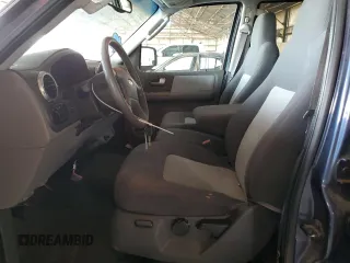 2004 Ford Expedition XLT z VIN 1FMPU16WX4LB62450, wystawiony jako Copart lot #60222535 z przebiegiem 101 734 mil mil oraz Szkoda całkowita • Salvage title. Historia ofert i sprzedaży dostępna na DreamBid. Obrazek 7.