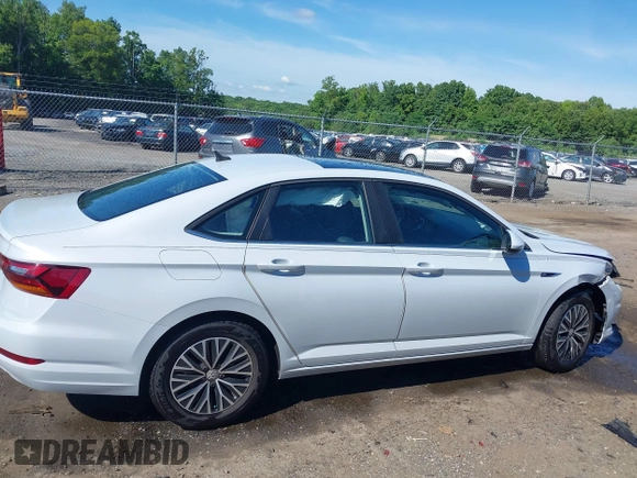 2019 Volkswagen Jetta SEL with VIN 3VWE57BU6KM063035, listed as a IAAI auction lot 42286649 with 59,914 mi miles and . Bid and sale history available at DreamBid. Image 13.