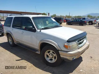 2001 Ford Explorer Eddie Bauer с VIN 1FMZU74E31ZA74970, выставлен на аукционе IAAI как лот 42801471 с пробегом 255 191 миль миль и . История ставок и продаж доступна на DreamBid. Изображение 1.