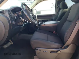 2010 Chevrolet Silverado 1500 with VIN 1GCPCSE04AZ198878, listed as a Copart auction lot 53949775 with 95,415 mi miles and Non Repairable. Bid and sale history available at DreamBid. Image 7.