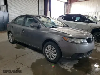 2010 Kia Forte EX with VIN KNAFU4A29A5047230, listed as a Copart auction lot 52601125 with 181,784 mi miles and Clean Title. Bid and sale history available at carsss.com. Image 4.