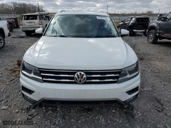 2020 Volkswagen Tiguan SE with VIN 3VV3B7AX3LM102634, listed as a Copart auction lot 47877745 with 132,701 mi miles and Salvage Title. Bid and sale history available at carsss.com. Image 5.