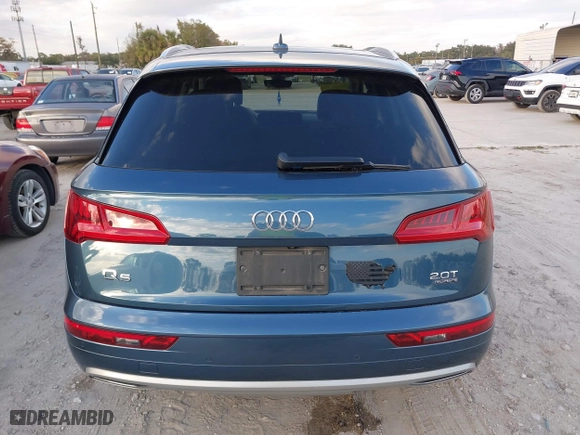 2018 Audi Q5 Premium Plus with VIN WA1BNAFY1J2011912, listed as a IAAI auction lot 41234915 with 86,471 mi miles. Bid and sale history available at carsss.com. Image 16.