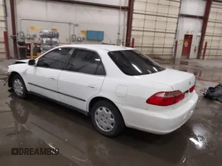 1999 Honda Accord LX with VIN 1HGCG6655XA043768, listed as a IAAI auction lot 42349237 with Not provided miles and . Bid and sale history available at DreamBid. Image 3.