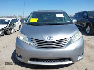 2011 Toyota Sienna XLE AAS with VIN 5TDYK3DCXBS172586, listed as a IAAI auction lot 41835992 with 203,599 mi miles. Bid and sale history available at carsss.com. Image 12.