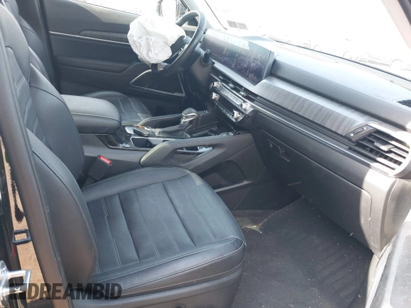 2023 Kia Telluride SX Prestige X-Pro with VIN 5XYP5DGC2PG365999, listed as a IAAI auction lot 41801800 with 38,088 mi miles and . Bid and sale history available at DreamBid. Image 5.