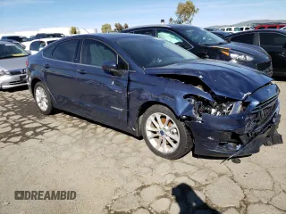 2019 Ford Fusion Hybrid SE with VIN 3FA6P0LU1KR209129, listed as a Copart auction lot 42766403 with 67,949 mi miles. Bid and sale history available at carsss.com. Image 4.