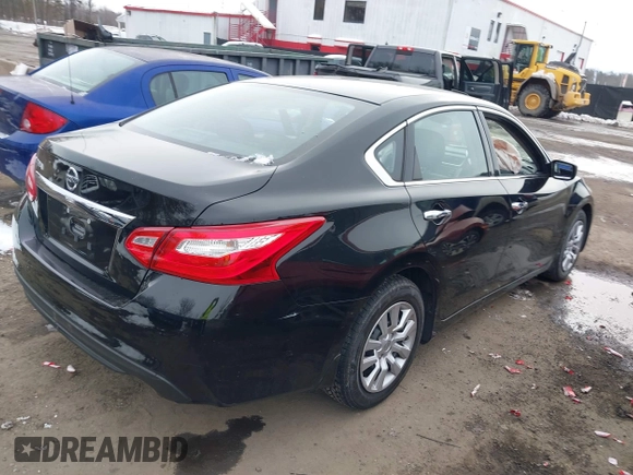 2016 Nissan Altima SR with VIN 1N4AL3AP2GC214902, listed as a IAAI auction lot 41259992 with 168,905 mi miles and . Bid and sale history available at carsss.com. Image 4.