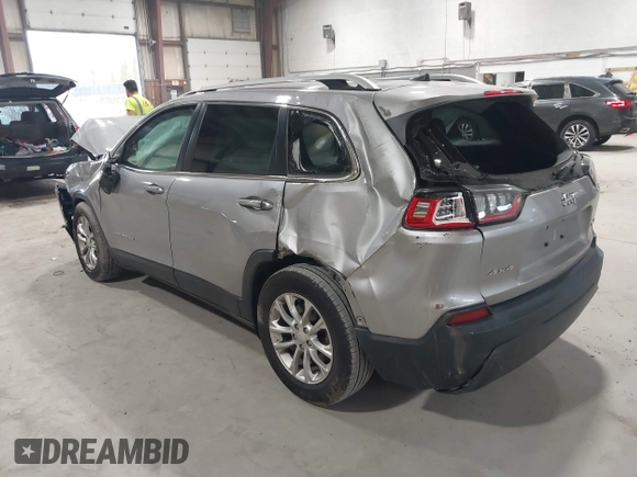 2019 Jeep Cherokee Latitude with VIN 1C4PJMCB7KD118915, listed as a IAAI auction lot 41903336 with 105,425 mi miles. Bid and sale history available at carsss.com. Image 3.