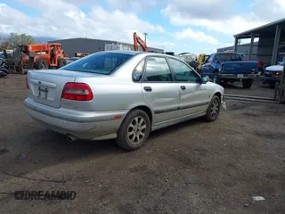 2000 Volvo S40 с VIN YV1VS2555YF537112, выставлен на аукционе IAAI как лот 41421614 с пробегом 79 308 миль миль и . История ставок и продаж доступна на DreamBid. Изображение 4.