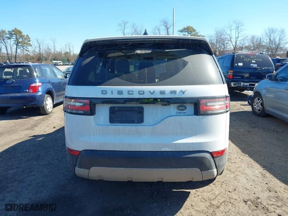 2018 Land Rover Discovery HSE with VIN SALRR2RVXJA075039, listed as a IAAI auction lot 41671989 with NaN miles. Bid and sale history available at carsss.com. Image 16.