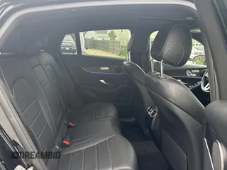 2021 Mercedes-Benz GLC 300 z VIN W1N0J8EB2MF904451, wystawiony jako Copart lot #57702365 z przebiegiem 117 769 mil mil oraz Czysty tytuł • Clean title. Historia ofert i sprzedaży dostępna na DreamBid. Obrazek 6.