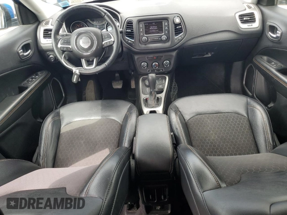 2017 Jeep Compass Latitude z VIN 3C4NJDBB2HT681625, wystawiony jako Copart lot #64820805 z przebiegiem 66 353 mil mil oraz Szkoda całkowita • Salvage title. Historia ofert i sprzedaży dostępna na DreamBid. Obrazek 8.