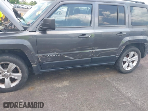 2014 Jeep Patriot High Altitude z VIN 1C4NJPFA9ED763968, wystawiony jako IAAI lot #42604911 z przebiegiem 134 519 mil mil oraz . Historia ofert i sprzedaży dostępna na DreamBid. Obrazek 6.