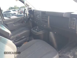 2018 Chevrolet Express Cargo with VIN 1GCWGAFG2J1908512, listed as a IAAI auction lot 42376707 with 148,081 mi miles and . Bid and sale history available at DreamBid. Image 5.