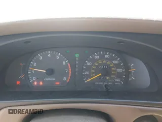 1995 Toyota Camry LE z VIN 4T1SK12E8SU872841, wystawiony jako IAAI lot #42025861 z przebiegiem 228 747 mil mil oraz . Historia ofert i sprzedaży dostępna na DreamBid. Obrazek 7.