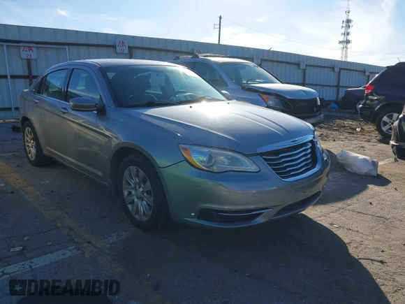 2014 Chrysler 200 LX with VIN 1C3CCBAB7EN209508, listed as a IAAI auction lot 41435883 with 271,090 mi miles. Bid and sale history available at carsss.com. Image 1.