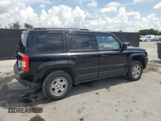 2015 Jeep Patriot Sport z VIN 1C4NJPBBXFD203960, wystawiony jako Copart lot #57860435 z przebiegiem 239 164 mil mil oraz Szkoda całkowita • Salvage title. Historia ofert i sprzedaży dostępna na DreamBid. Obrazek 3.