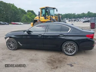 2017 BMW 5 Series 530i z VIN WBAJA5C31HWA35160, wystawiony jako IAAI lot #42405681 z przebiegiem 100 630 mil mil oraz . Historia ofert i sprzedaży dostępna na DreamBid. Obrazek 14.