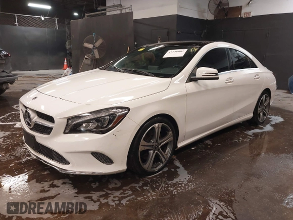 2019 Mercedes-Benz CLA 250 z VIN WDDSJ4GB8KN765229, wystawiony jako IAAI lot #41548902 z przebiegiem 57 608 mil mil oraz . Historia ofert i sprzedaży dostępna na DreamBid. Obrazek 2.