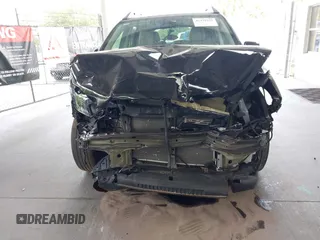 2023 Subaru Ascent Premium z VIN 4S4WMAED8P3404412, wystawiony jako IAAI lot #42453932 z przebiegiem 52 915 mil mil oraz . Historia ofert i sprzedaży dostępna na DreamBid. Obrazek 6.