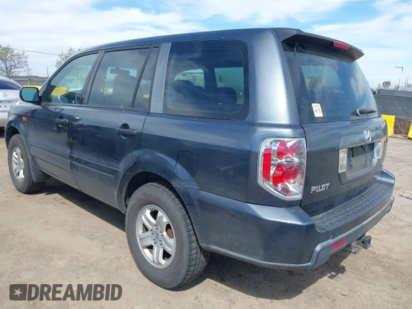 2006 Honda Pilot LX with VIN 2HKYF18146H556070, listed as a IAAI auction lot 42011915 with 145,112 mi miles and . Bid and sale history available at DreamBid. Image 3.