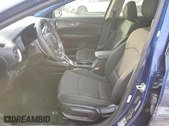 2019 Kia Forte LXS z VIN 3KPF24AD9KE006774, wystawiony jako Copart lot #48147025 z przebiegiem 136 748 mil mil oraz Szkoda całkowita • Salvage title. Historia ofert i sprzedaży dostępna na DreamBid. Obrazek 7.