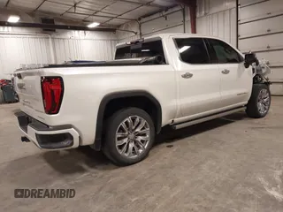 2022 GMC Sierra 1500 with VIN 3GTUUGET4NG616787, listed as a IAAI auction lot 41817869 with 38,288 mi miles and . Bid and sale history available at DreamBid. Image 4.