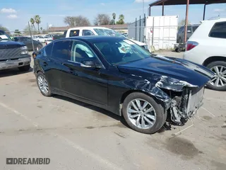 2015 Infiniti Q50 Premium with VIN JN1BV7AP0FM346357, listed as a IAAI auction lot 41723428 with 182,685 mi miles. Bid and sale history available at carsss.com. Image 1.