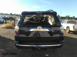2023 Toyota 4Runner Limited with VIN JTEKU5JRXP6198080, listed as a IAAI auction lot 40468098 with 1 mi miles. Bid and sale history available at carsss.com. Image 15.