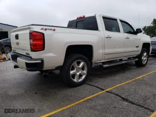 2015 Chevrolet Silverado 1500 High Country with VIN 3GCUKTEJ1FG318289, listed as a Copart auction lot 71223714 with 121,822 mi miles and Clean Title. Bid and sale history available at carsss.com. Image 3.